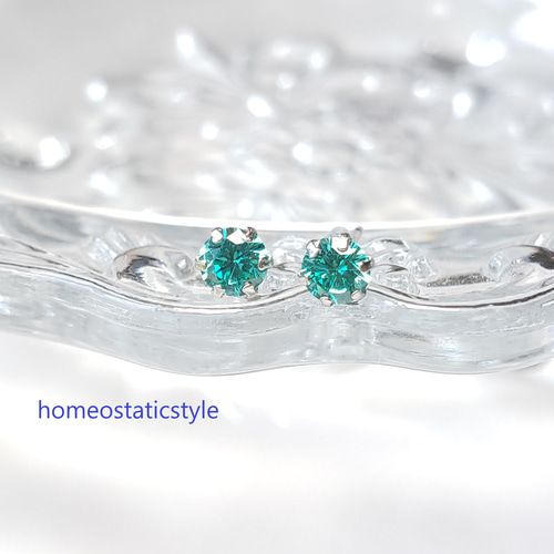 奇跡の輝き パライバトルマリン 人工宝石 4mm プラチナピアス Pt900