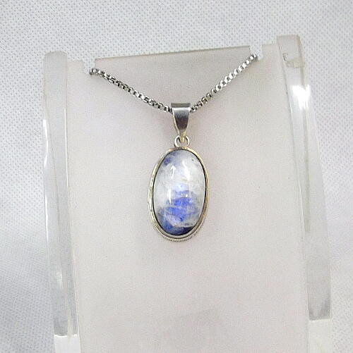 送料無料！シルバー９２５製幻想的な輝きのブルームーンストーントップ63