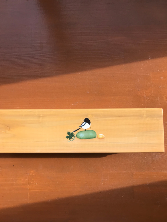食卓に置ける箸箱(二羽のカチガラス、マクワウリの見張り番）　カトラリーケース　メガネ入れ　小物入れ　蓋付き木製　少人数用 15枚目の画像