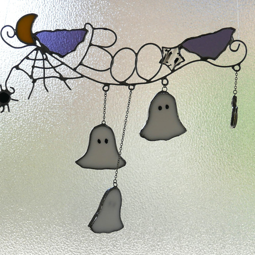 ✴︎:.｡.ステンドグラスのかわいいハロウィンのモビール♪ 送料