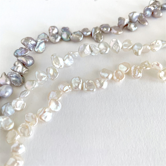 Keshi Pearl 小花瓣形珍珠項鍊 雪白 第12張的照片