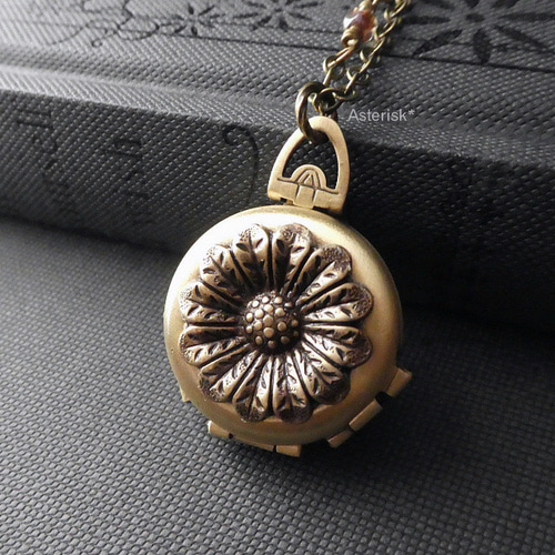 ヴィンテージネックレス ロケットペンダントシェル装飾 放射状彫刻 D50＆D51 ネックレス レディース tr-4-4051d-2-2-35 シルバー925 ロケット