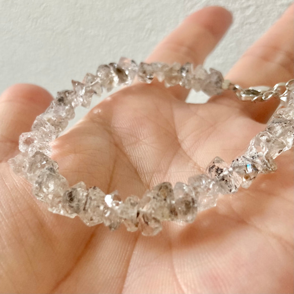 orsa ブレスレット　真鍮　ハーキマーダイヤモンド orsa ブレスレット 真鍮 ハーキマーダイヤモンド - メルカリ