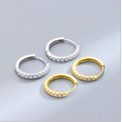 ＊sala＊10金【3粒ジルコニアフープピアス ピンクゴールド】新品！ 10金【3粒ジルコニアフープピアス ピンクゴールド】K10刻印入