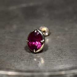 Rhodolite garnet pierce 2枚目の画像