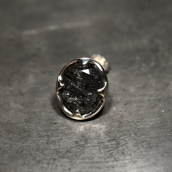 Black tourmaline in quartz  pierce 2枚目の画像