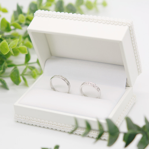 ペア特別価格】プラチナ ダイヤモンド 結婚指輪 ~Premium Band