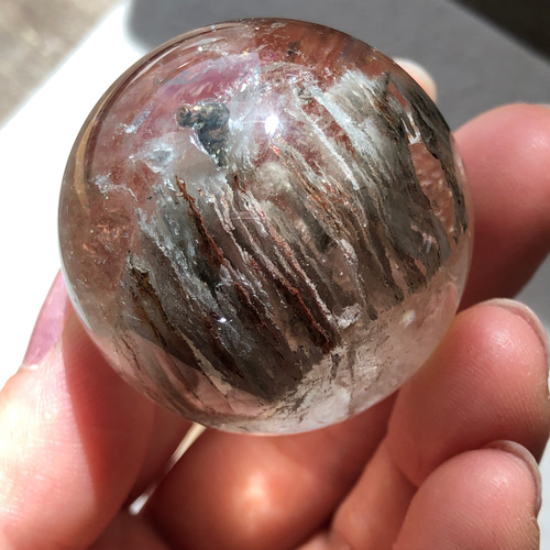 レア☆】虹入り☆千層ガーデンクォーツスフィア（丸玉）☆39mm