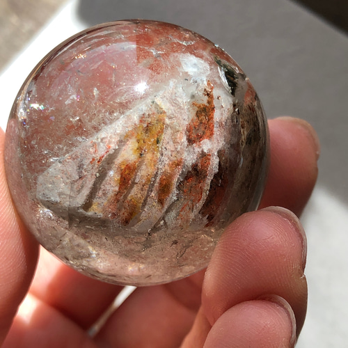 レア☆】虹入り☆千層ガーデンクォーツスフィア（丸玉）☆39mm