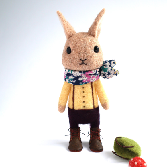 羊毛フェルト人形　ウサギ（キノコと） 5枚目の画像