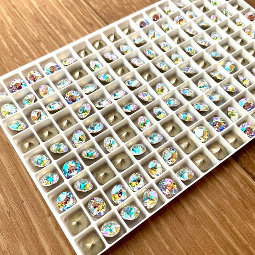 24粒】特注品 スワロフスキー チャトン 1088 ss29 クリスタルシマー 埋