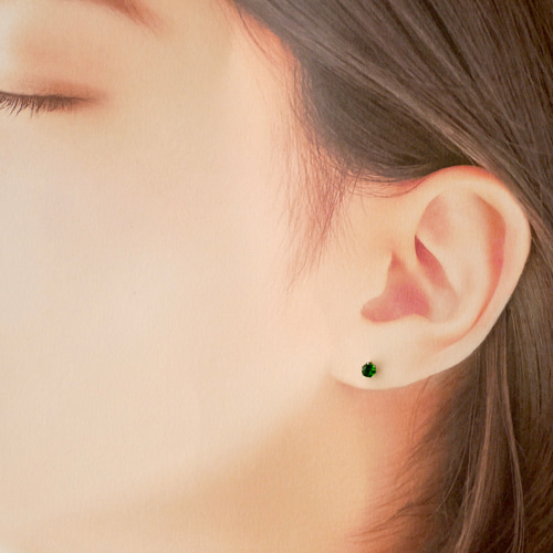 3mm クロムダイオプサイドの一粒ピアス サージカルステンレス