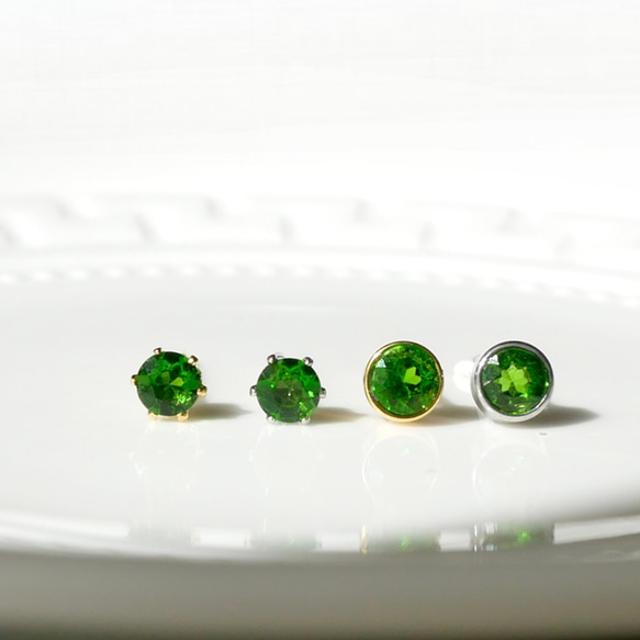 3mm クロムダイオプサイドの一粒ピアス サージカルステンレス