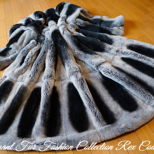 新品同様✩使用感無し✩エンバ✩チンチラレッキス✩ファーコート✩チンチラデザイン ひと目見れば心を奪われる☆上質なA格柔らかなチンチラカラー