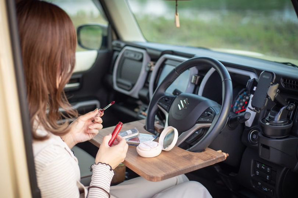 移動できる 書斎 車載デスク ワークデスク 運転席 食事 仕事 ウォールナット 無垢材 Sサイズ 8枚目の画像