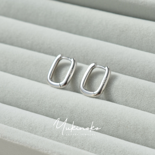 P022 シルバー925 小さめ 白銀比設計のオーバルフープ・チャンキー