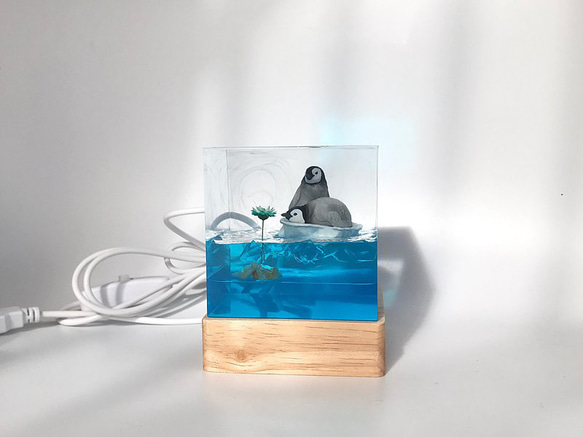 浮冰企鹅环氧树脂工艺品/创意手工滴胶小夜灯 第4張的照片