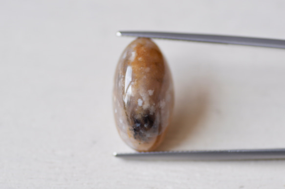 アゲート＊オーバル・カボション・カット＊12.76ct＊19.8×10.6mm＊QAG-014 5枚目の画像