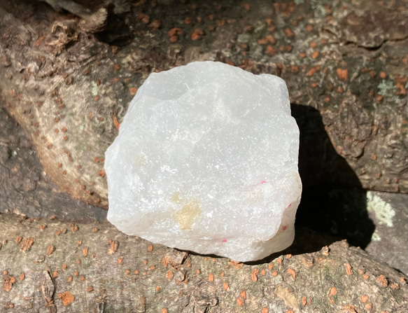 ミャンマー産　レッドスピネル　母岩付き原石　② 6枚目の画像
