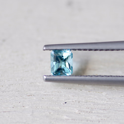 ブルー・アパタイト＊オクタゴン・カット＊0.25ct＊3.8×3.3mm＊AP-012 4枚目の画像