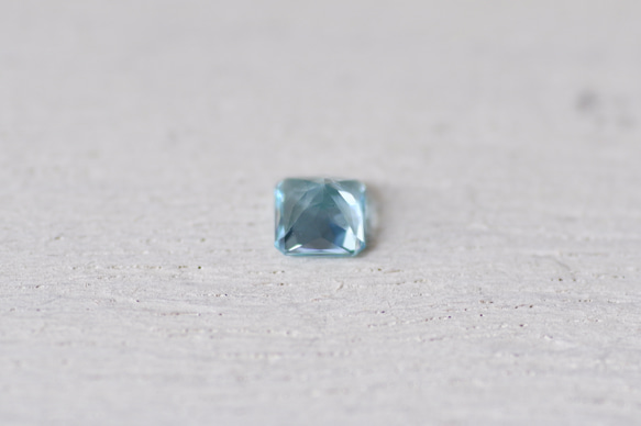 ブルー・アパタイト＊オクタゴン・カット＊0.33ct＊3.8mm＊AP-013 2枚目の画像