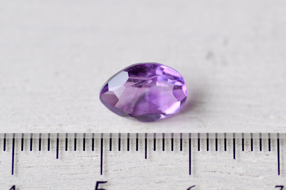 アメシスト＊ペアシェイプ・カット＊1.94ct＊10.0×6.9mm＊QA-030 5枚目の画像