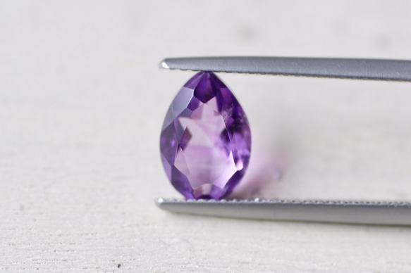 アメシスト＊ペアシェイプ・カット＊1.94ct＊10.0×6.9mm＊QA-030 4枚目の画像