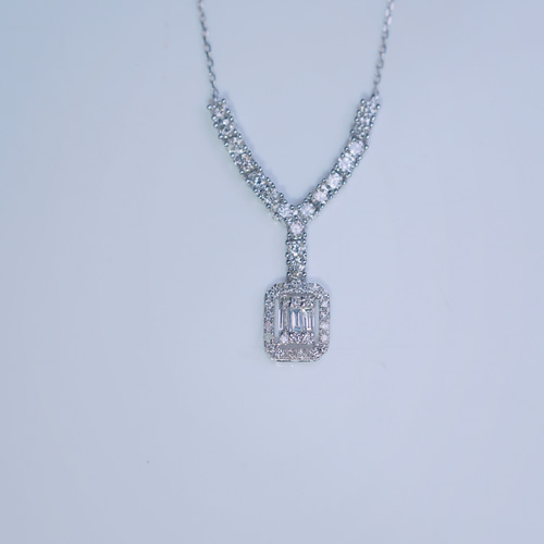 天然ダイヤモンドネックレス★ 天然ダイヤモンドネックレス0.7ct k18 ネックレス・ペンダント