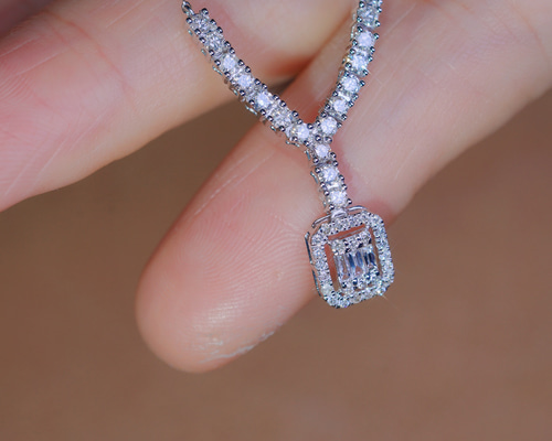 【超美品】K18+天然ダイヤモンド0.50ctネックレス 天然ダイヤモンド0.5ct ネックレス