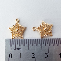 ＊5個＊ 透かし スター チャーム 合金製 ニッケルフリー 星モチーフ ゴールド cm093s 3枚目の画像