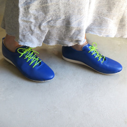 【搭配橡膠錶帶輕鬆佩戴！ ] 手工運動鞋包裹著一塊皮革/寶藍色 第6張的照片