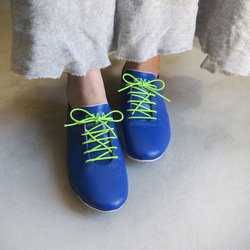 【搭配橡膠錶帶輕鬆佩戴！ ] 手工運動鞋包裹著一塊皮革/寶藍色 第3張的照片
