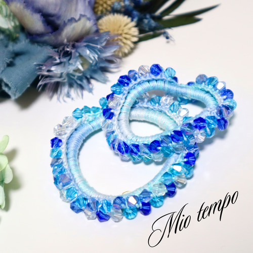 ブルーのビーズシュシュ(ソロバンビーズ) シュシュ mio-tempo 通販