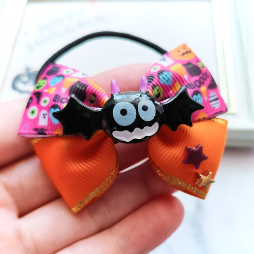 【限定各一点】No1459 ハンドメイドヘアゴム　コウモリ　ハロウィンのヘアゴム 限定各一点】No1459 ハンドメイドヘアゴム コウモリ ハロウィン