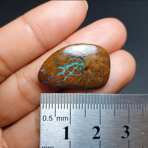 青と緑があふれ出す♢ナチュラルボルダーオパール ルース 14 天然石