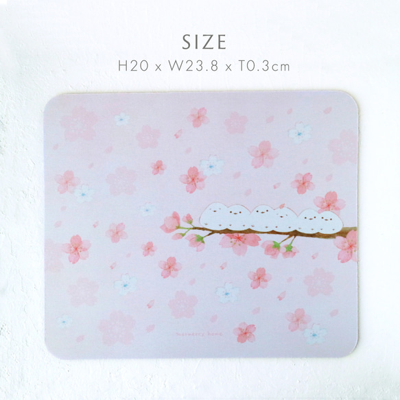 桜とシマエナガのマウスパッド 2枚目の画像