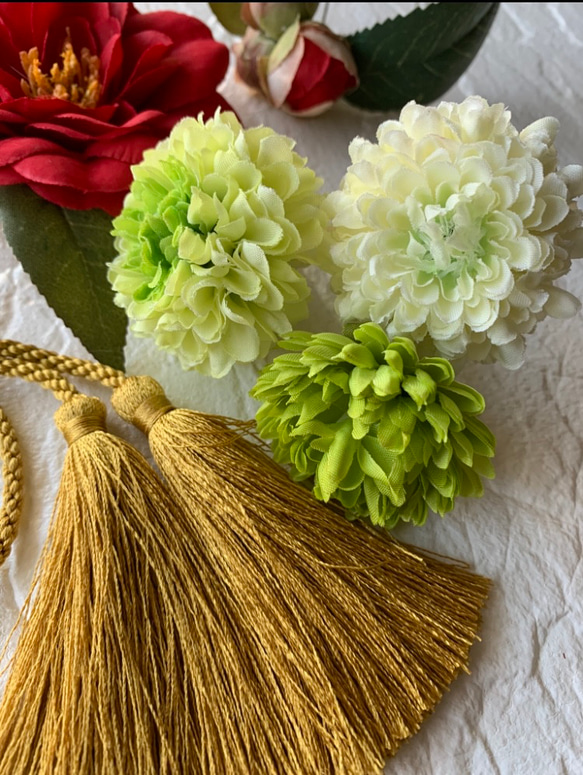 NEW✳︎紅椿とピンポンマム✳︎かすみ草の髪飾りセット成人式・結婚式・七五三に◎ 8枚目の画像