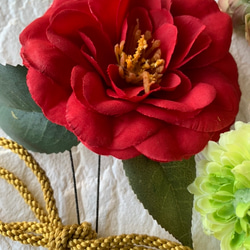 NEW✳︎紅椿とピンポンマム✳︎かすみ草の髪飾りセット成人式・結婚式・七五三に◎ 9枚目の画像