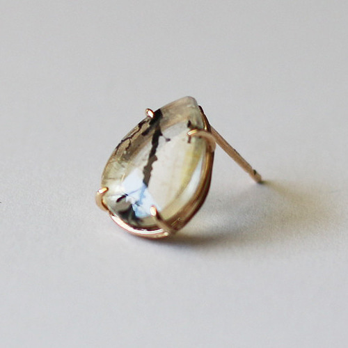 デンドリティッククォーツピアス片耳