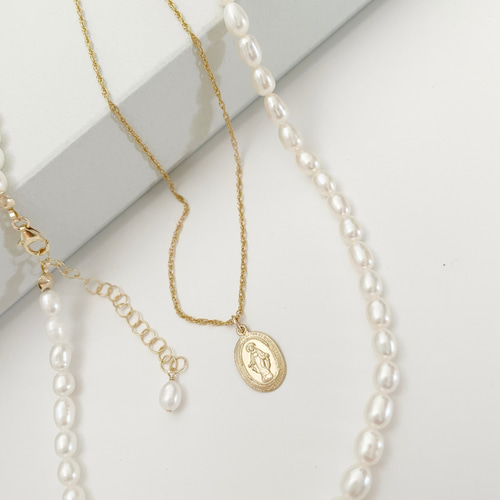 ✨新品極美品❣✨超セレブゴージャス〜金具にスワロフスキー❣✨お上品パールパール✨ クーポンで15％OFF ネックレス レディース スワロフスキー