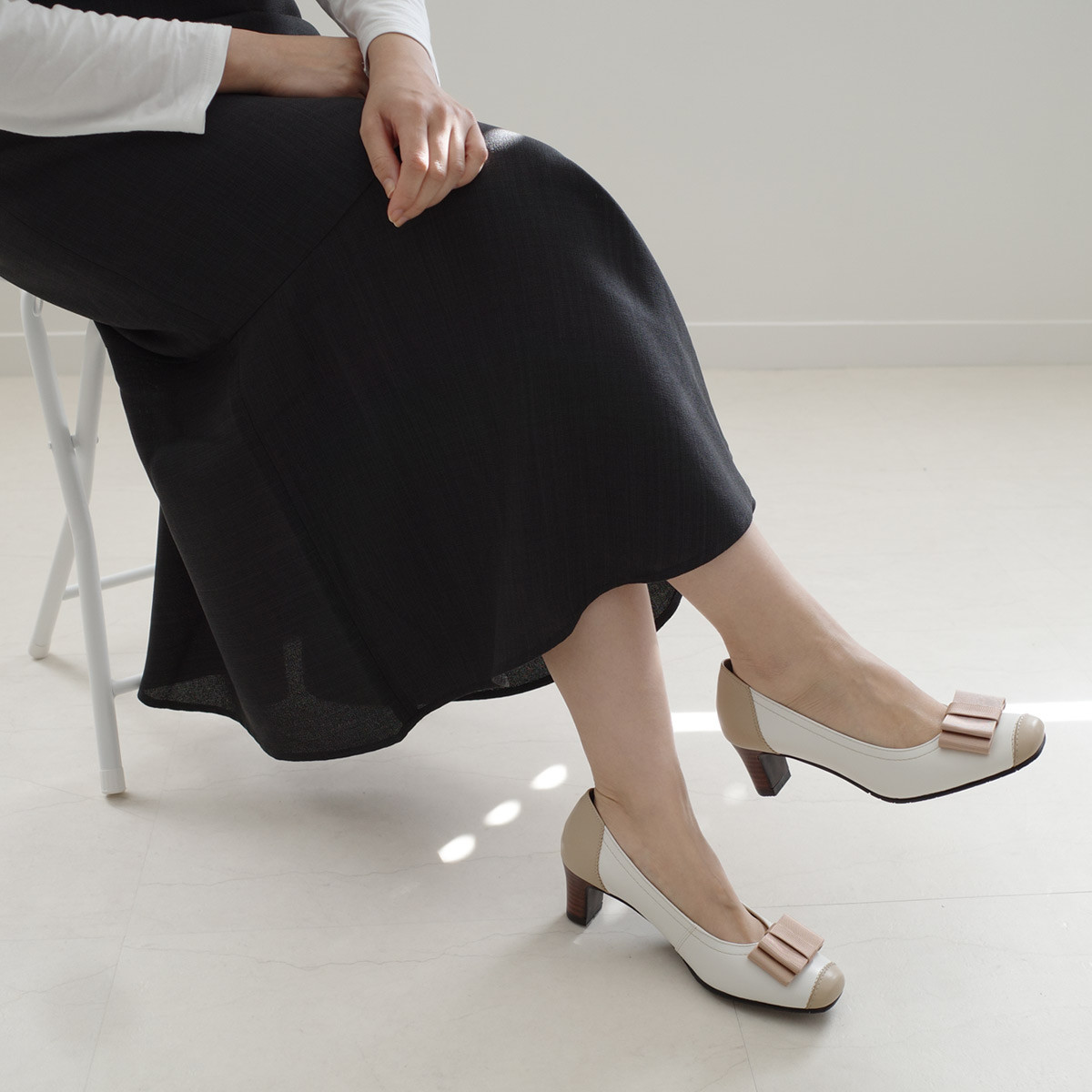 こだわりのリボンモチーフ付パンプス 日本製本革 / PO6414