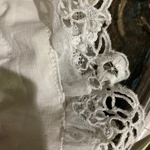 大人可愛いアンティークラッフル手刺繍フリルレース&ぷっくり花柄手