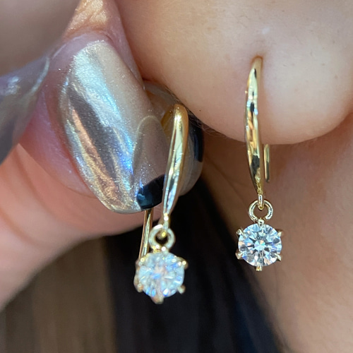 K18WG　天然ダイヤモンドピアス　合計0.38ct 合計0.38ct！k18wg ダイヤモンドピアス