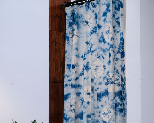 絞り染めインテリア TOCHU 横段絞り＿スカーフ – Whole Love Kyoto