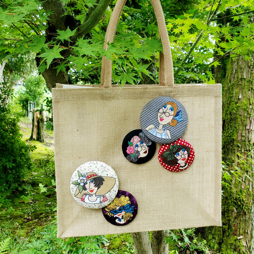 ロラライハリス♡ナイロンライトブラウンキルト♡刺繍のA4