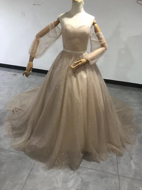 カラードレス 薄シャンパンの色 ベアトップ キラキラグリッター  