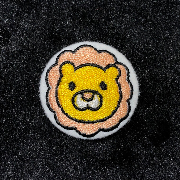 Amazon | ギンビス たべっ子どうぶつ 刺繍缶バッジ にこにこver