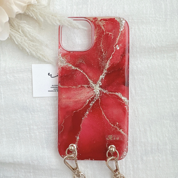 大理石模様のアルコールインクアートと煌めきを閉じ込めたiPhoneケース　スマホケース　マーブルアート　赤　真紅 18枚目の画像