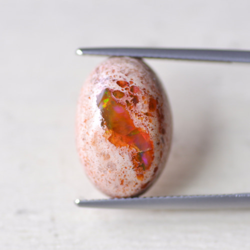 カンテラ・オパール＊オーバル・カボション・カット＊8.20ct
