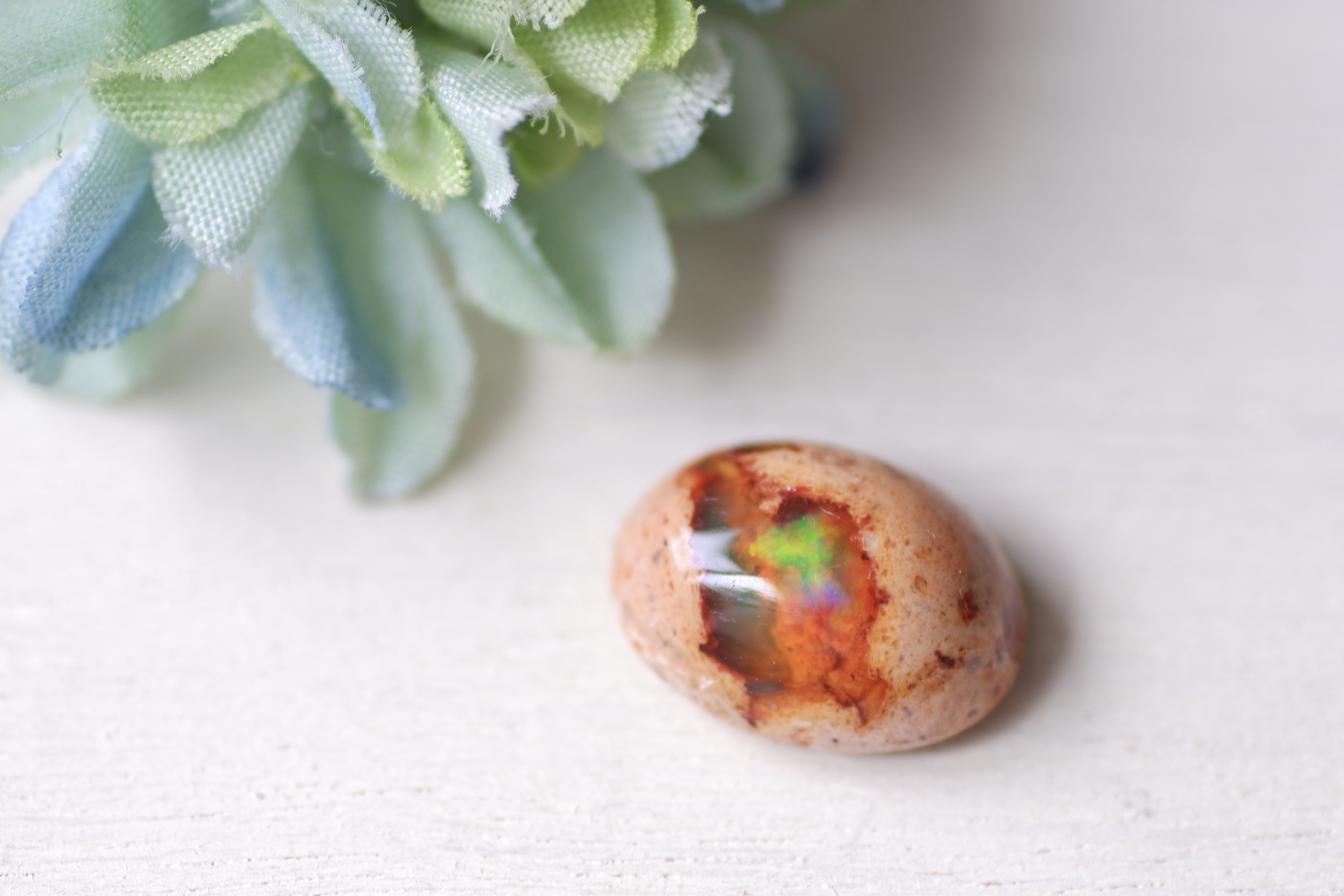 カンテラ・オパール＊オーバル・カボション・カット＊7.95ct＊15.5×11.8mm＊OP-059